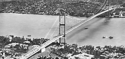 Мост через пролив Босфор (Турция). 1973.