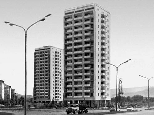 Тбилиси. Новые дома в жилом районе Дигоми. 1974—76.