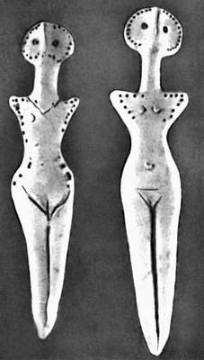 Трипольская культура. Глиняные женские статуэтки.