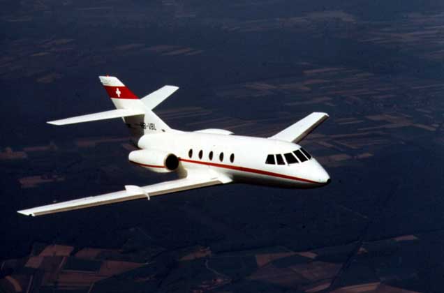 ФАЛЬКОН-20 - популярный административный турбореактивный самолет фирмы Дассо (Франция).
