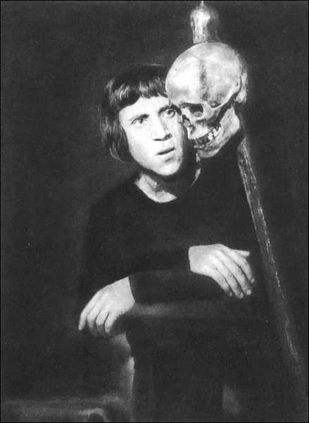 В. С. Высоцкий в роли Гамлета. Спектакль Театра на Таганке. 1970-е гг.