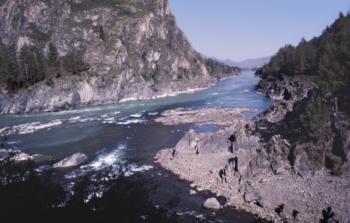 Река Катунь в окрестностях курорта Чемал (РСФСР)