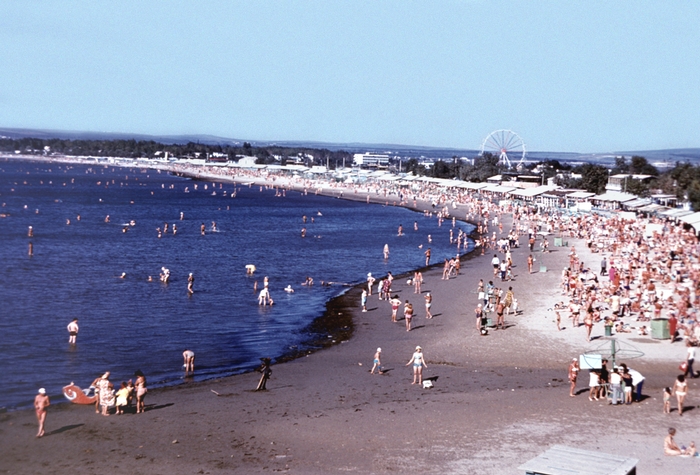Пляж на курорте Анапа (РСФСР)
