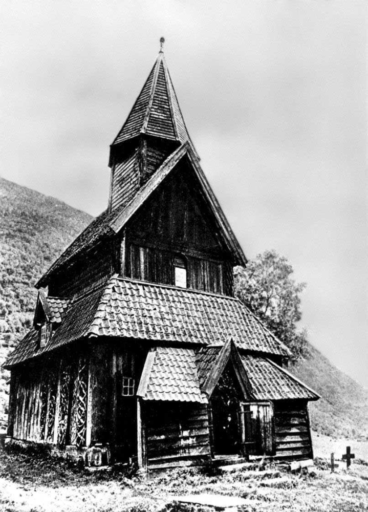 Деревянная церковь в Урнесе. 1060 - 1130.