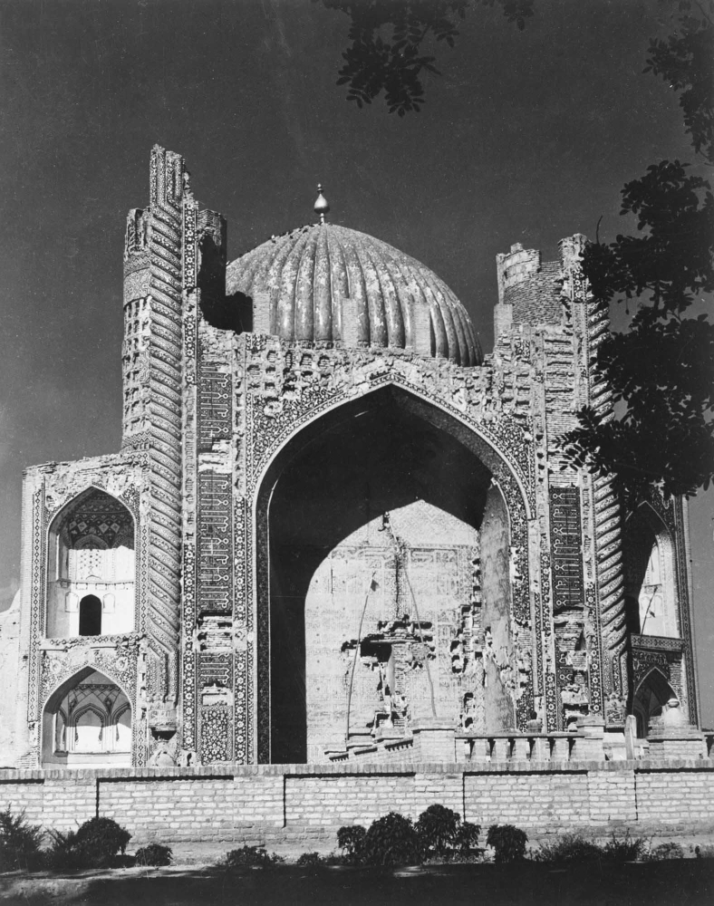 Мавзолей-мечеть Ходжа Абу Наср Парса в Балхе. Конец 15 в.