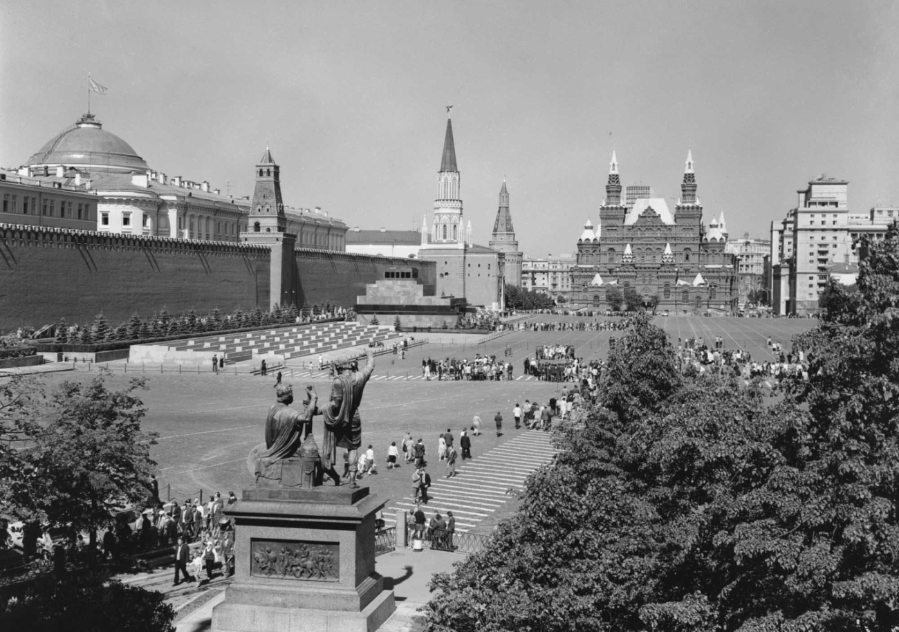история красной площади и кремля