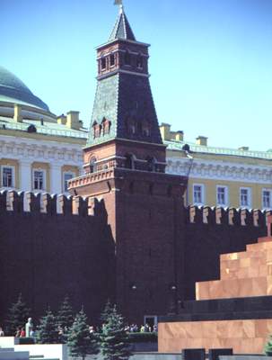 Сенатская башня Кремля.