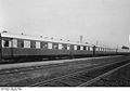 Bundesarchiv Bild 102-10452, Rheingold-Express.jpg