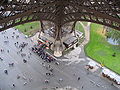 как правильно написать эйфелева башня. 120px Pied de la tour Eiffel. как правильно написать эйфелева башня фото. как правильно написать эйфелева башня-120px Pied de la tour Eiffel. картинка как правильно написать эйфелева башня. картинка 120px Pied de la tour Eiffel. Французские власти решили устроить всемирную выставку в память столетнего юбилея Французской революции (1789 год). Парижская городская администрация попросила известного инженера Гюстава Эйфеля внести соответствующее предложение. Вначале Эйфель был немного озадачен, но затем, порывшись в своих бумагах, внес на рассмотрение чертежи 300-метровой железной башни, которым он до этого почти не уделял внимания. 18 сентября 1884 года Гюстав Эйфель получает совместный со своими сотрудниками патент на проект, а впоследствии выкупает у них же и исключительное право.