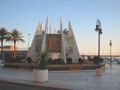 Torrevieja-MonumentoCoralista.jpg