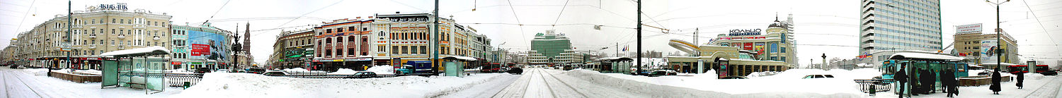 Круговая панорама площади (в аномально снежную зиму 2010-2011 годов).