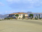 Casa colonica grande Val d'Orcia Cassia.jpg