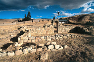 Uchkus Inkañan archeological site Huancavelica.PNG