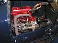1929TractaA-engine.jpg