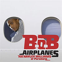 Обложка сингла «Airplanes» (B.o.B при участии Хэйли Уильямс, 2010)