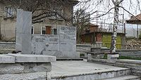 Benkovski-village-sofia-monument.jpg