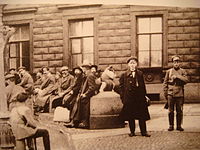 Bourjous in the line to compulsory works Petrograd 1919.JPG