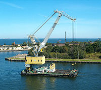 Brosen floating crane1.jpg