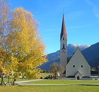 Elbigenalp Pfarrkirche.jpg