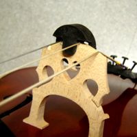 200px Mute on cello
