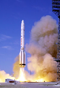 http://dic.academic.ru/pictures/wiki/files/50/200px-Proton_Zvezda.jpg