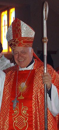Архиепископ Рикардо Эссати Андрельо