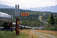 Trans-Alaska Pipeline System Luca Galuzzi 2005.jpg