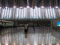 200px shanghai pudong airport1