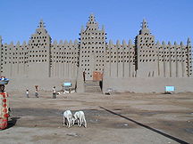 Great Mosque of Djenné 3.jpg