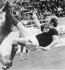 Billy Bremner cropped.jpg