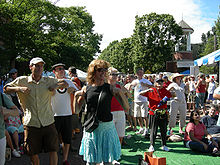 Chicken dance 01 - Ballard Seafood Fest 2007.jpg