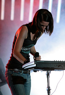Christina Stürmer & Band, Donauinselfest 2009g.jpg