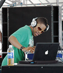 Felix da Housecat (Baltimore 2007).jpg