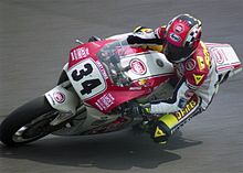 Kevin Schwantz 1993 JapanGP.JPG