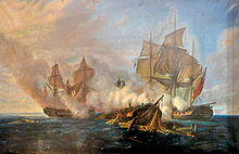 Картина, в которой на переднем плане сильно повреждённый корабль находится между двумя слегка поврежденными судами, которые стреляют на центральный судно.
