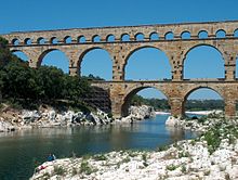 220px Pont Du Gard