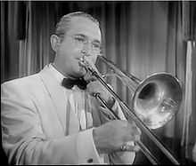 Tommy dorsey playing trombone.jpg