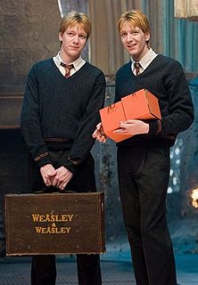 Fred and George Weasley.jpg