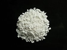 225px Calcium chloride CaCl2