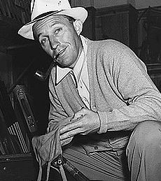 Bing Crosby cropped.jpg