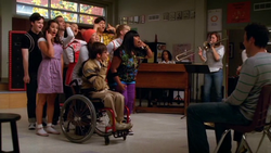 Glee season 1 episode 10.png