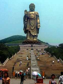 Grand Buddha at Ling Shan(99 Steps).jpg