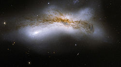 Hubble Interacting Galaxy NGC 520 (2008-04-24).jpg