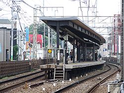 Keio Kami-kitazawa station Precincts.jpg