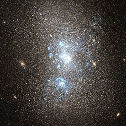 NGC 5238-1 и NGC 5238-2