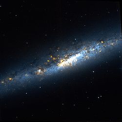 NGC 7090 Hubble WikiSky.jpg