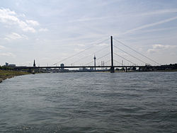 Oberkasseler Brücke