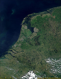 250px Satellite image of the Netherlands in May 2000