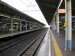 Tokyo Metro Urayasu sta 003.jpg