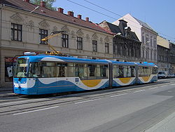 Трамвайный вагон VarioLF3 в г. Острава